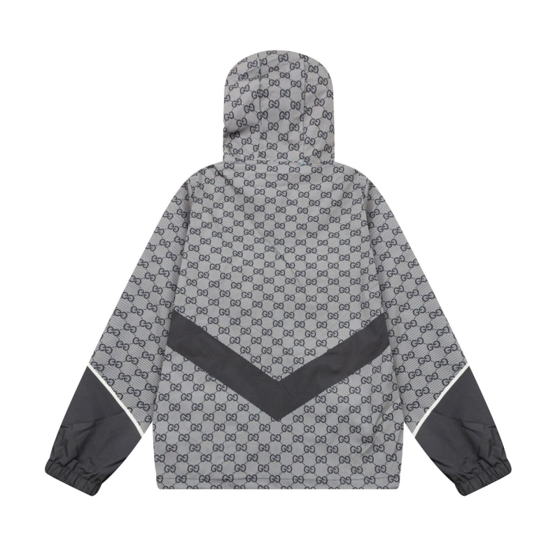 G*u*i coats